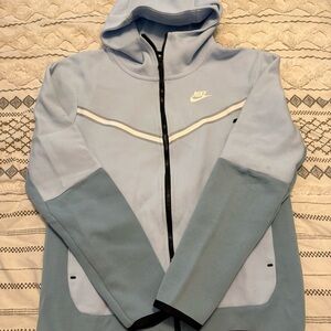 Nike Tech Fleece Sky Blue Windrunner Hoodie.